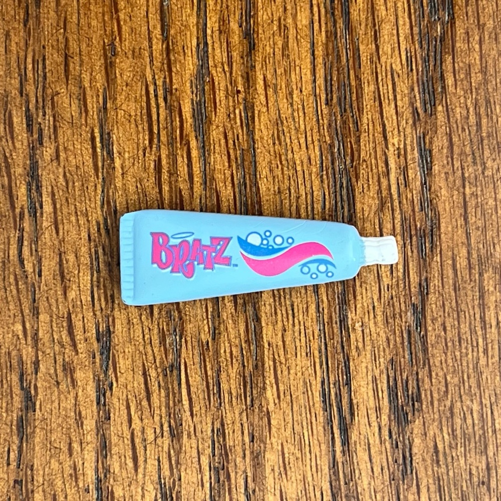 Bratz Slumber Party Yasmin Doll Toothpaste Accessory Vintage 2003 Y2K